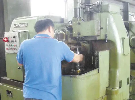 進口高速滾齒機